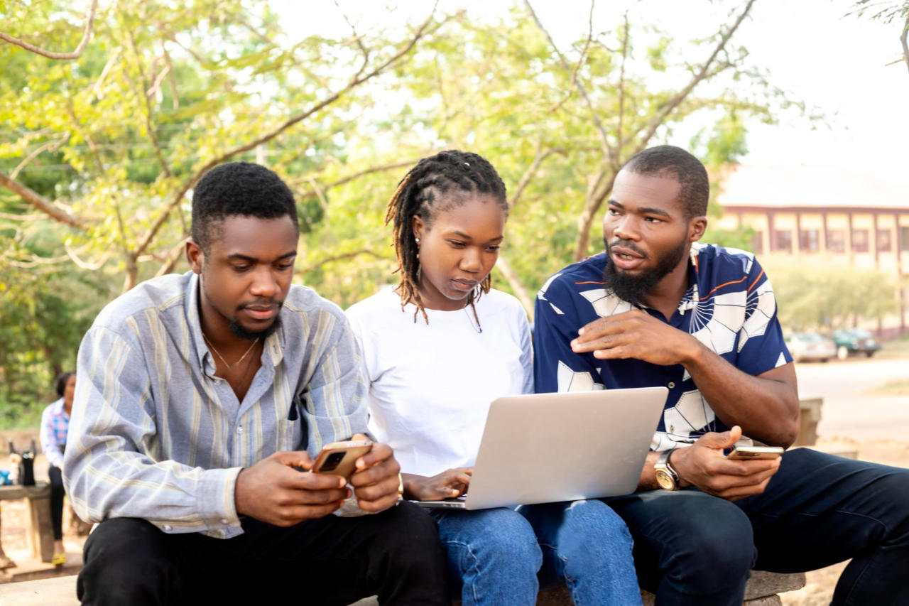 Promote Innovation and Youth Entrepreneurship